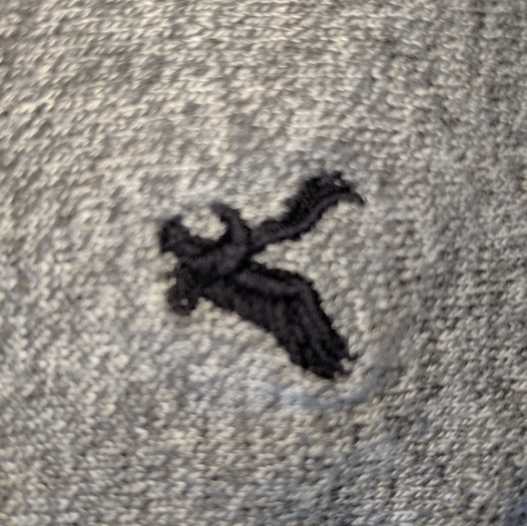 American Eagle Pullover Sweater - Picture 2 of 3